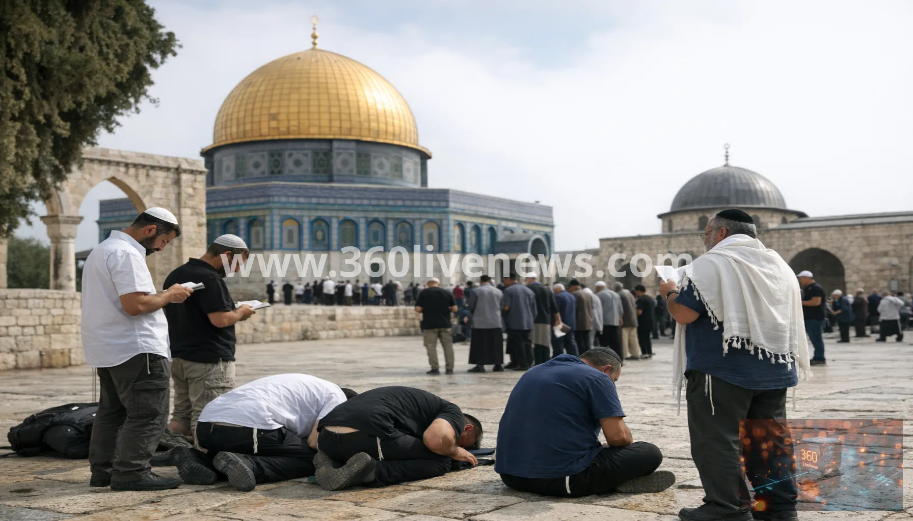 Jerusalem holy site status quo under pressure as Israeli nationalists pray at al-Aqsa