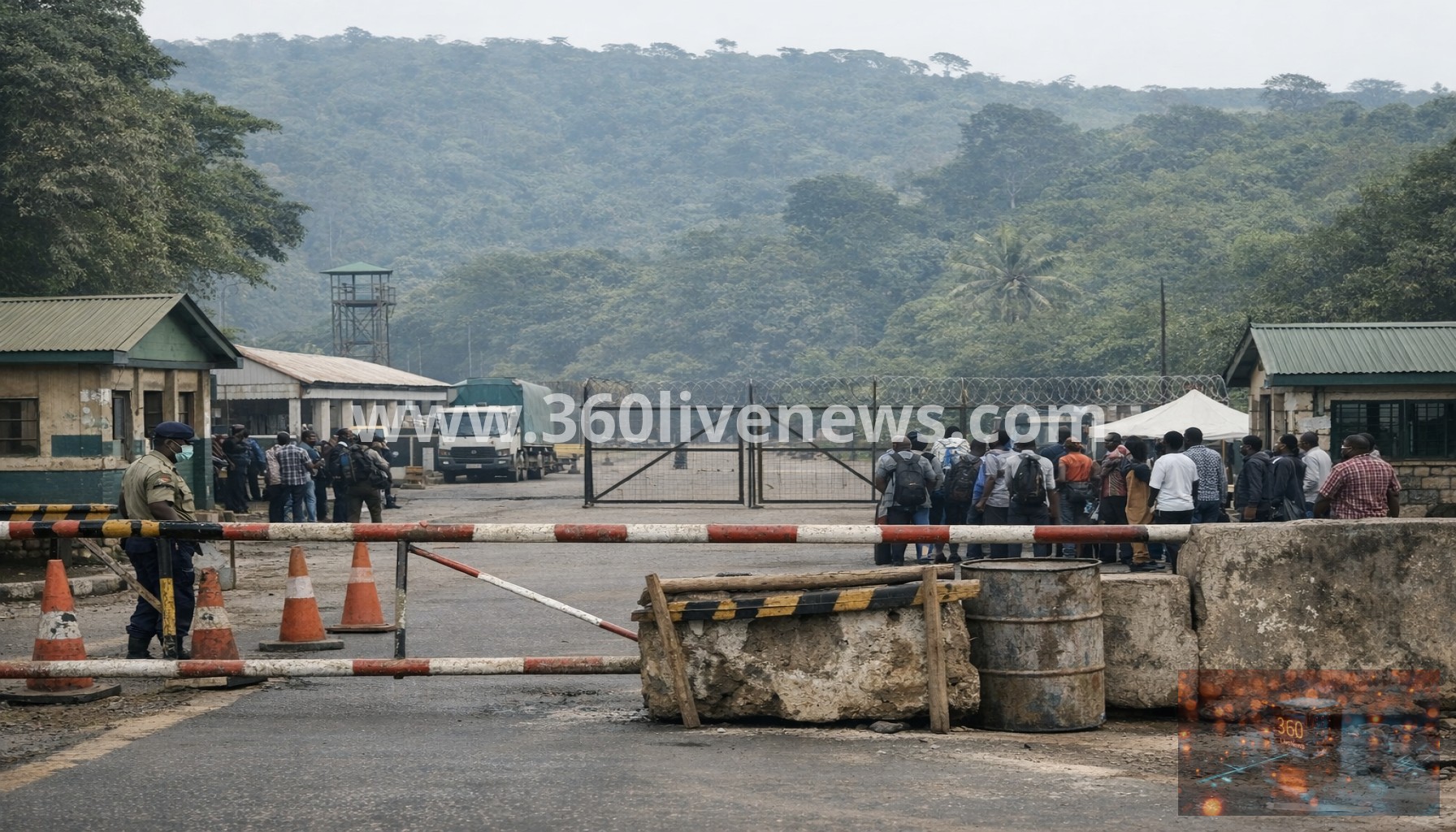 Uganda closes border with Congo over Ebola fears