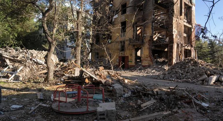 Russian Strikes Surge in Ukraine, Over 25 Civilians Killed Since March 19