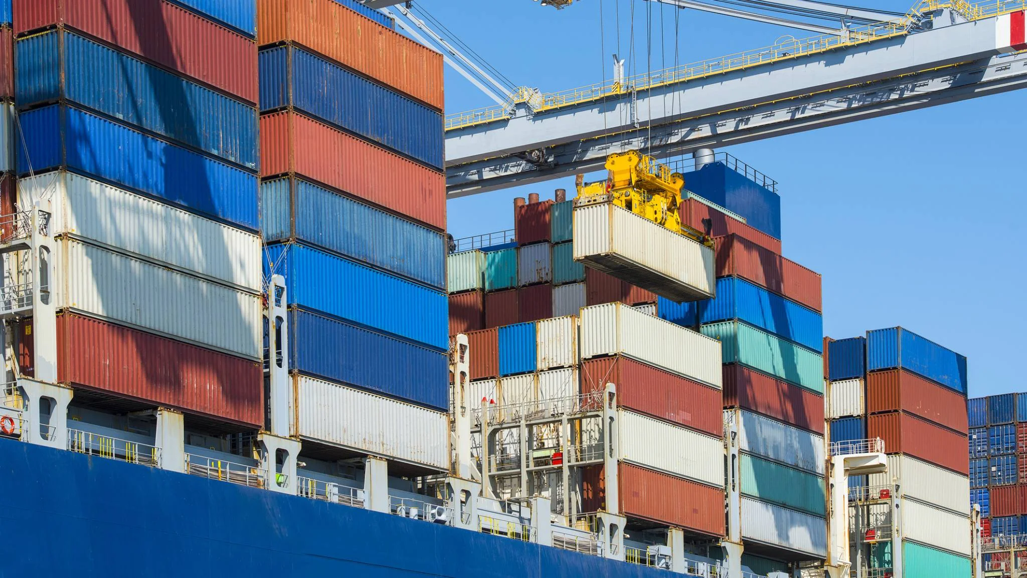 UK among five nations targeting counterfeit cigarette smuggling ring in coordinated crackdown