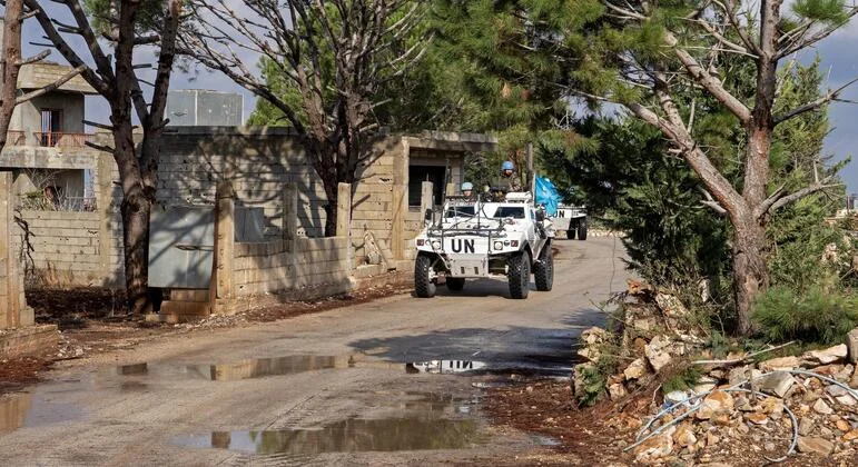 UN Peacekeeper Killed and Another Injured in Southern Lebanon Amid Rising Israel-Hezbollah Tensions