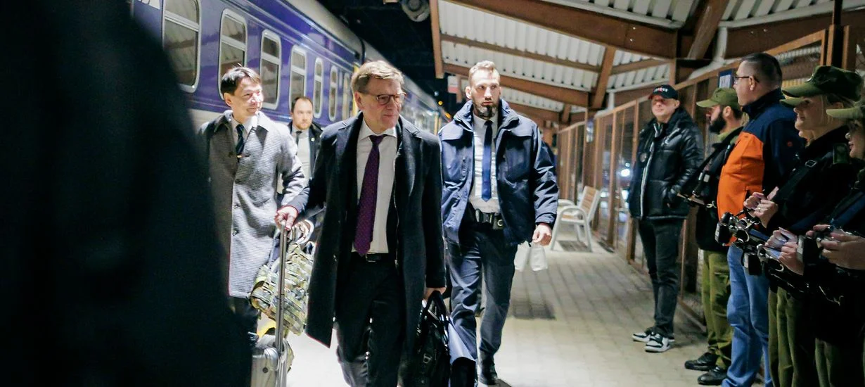 EU Foreign Ministers Gather in Kyiv to Honor Bucha Massacre Victims and Demand Russian Accountability