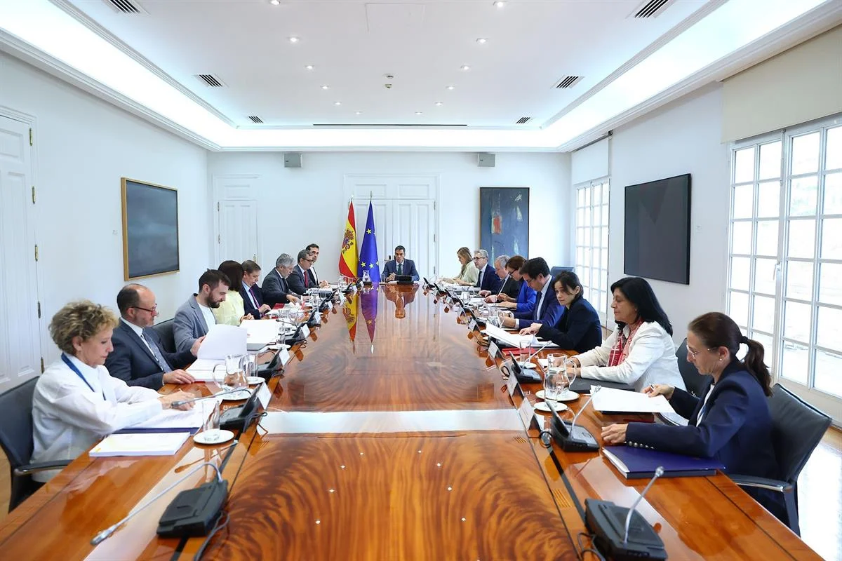 Pedro Sánchez Chairs Spain's National Security Council Addressing Cybersecurity and Approves Annual Security Report